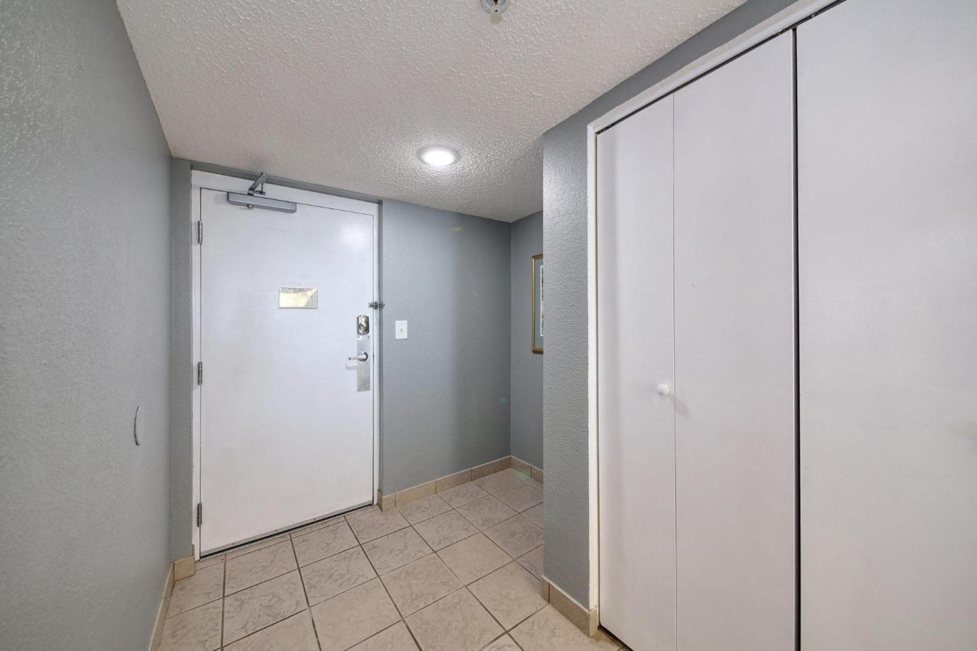 1604 N Ocean Blvd, 0906 - Ocean Front Sleeps 8 Villa Myrtle Beach Exteriör bild